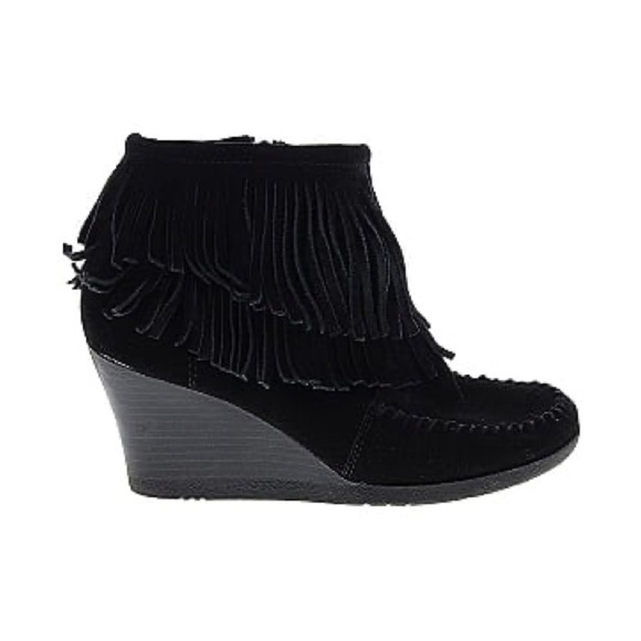 MINNETONKA MOCCASIN Wedge Fringe Ankle Boot - Picture 1 of 15